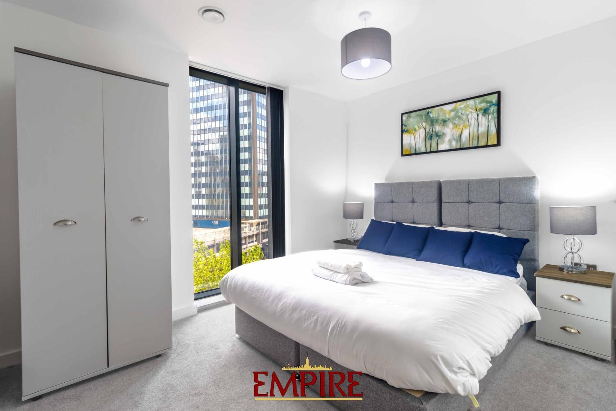 Luxury 2 Bedroom Apartment, On Broad Street! Birmingham Eksteriør bilde